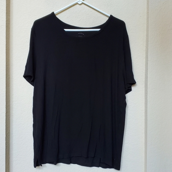 Cozy Earth Bamboo Tee.  Size Large - Picture 1 of 6